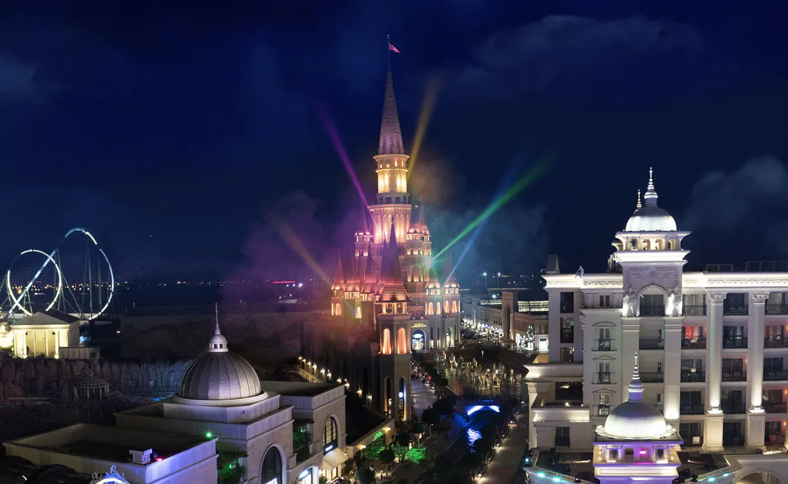 Land of Legends Night Show